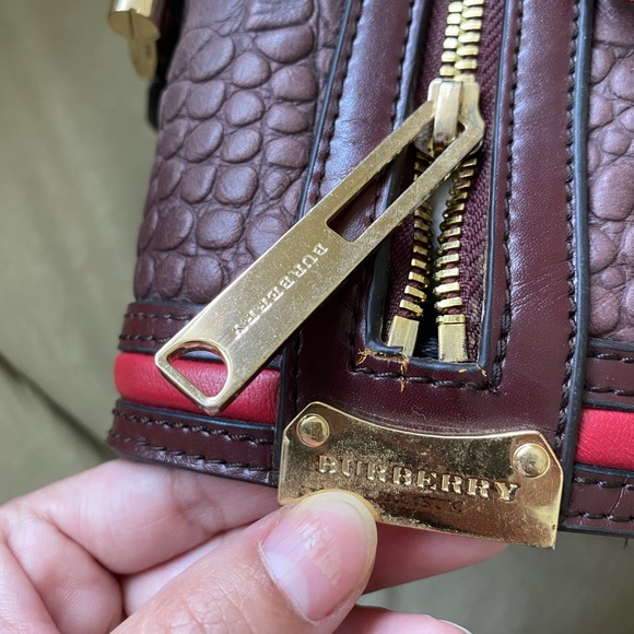 ❌SOLD❌Vintage Burberry prorsum barrel bag - Picture 6 of 11